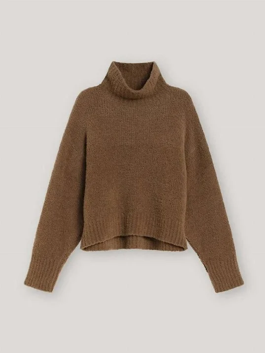 Pullover Bear Turtle Neck Toffee